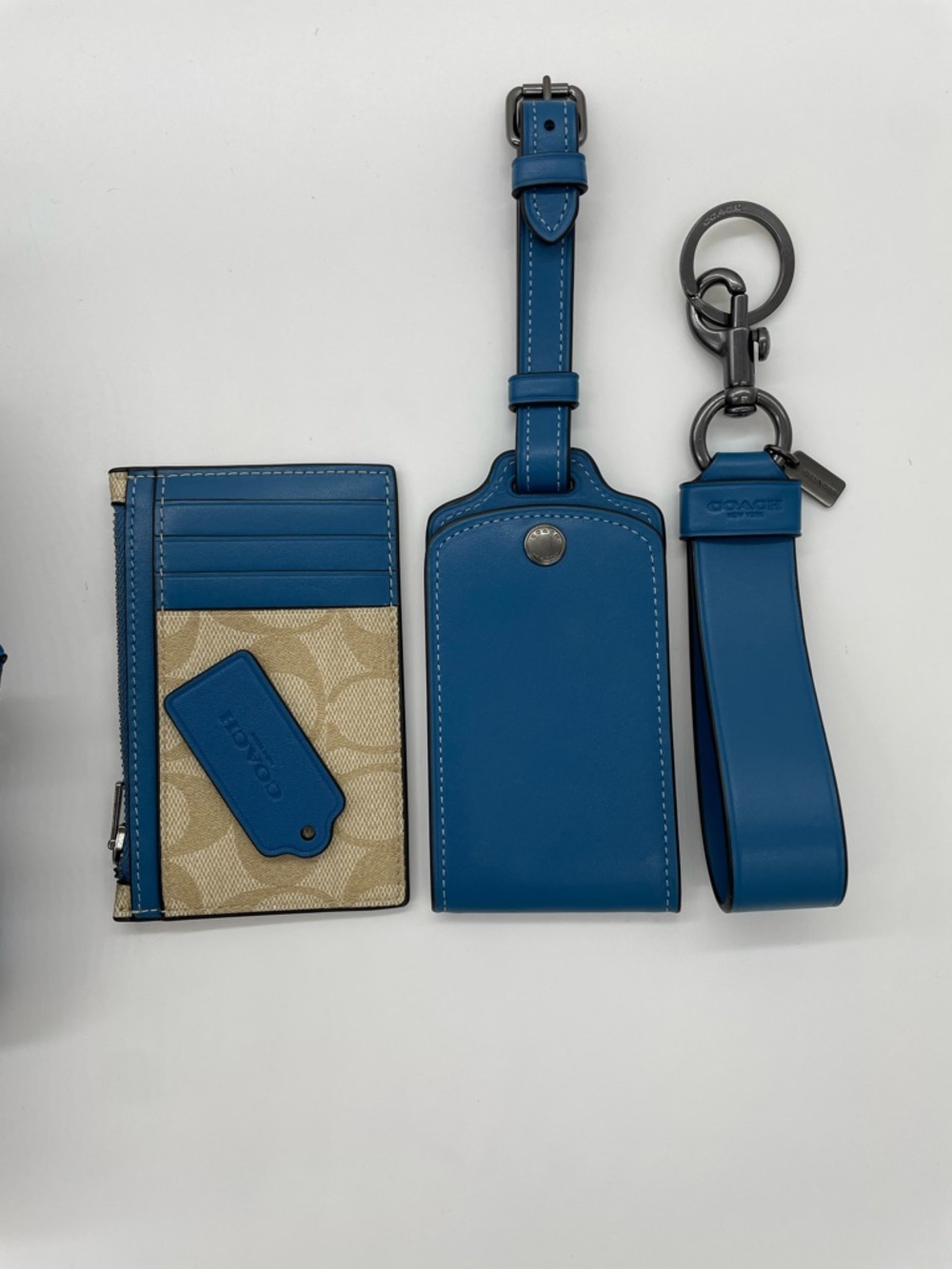 *NWOT* Coach Track Pack 14, Card Wallet, Loop Keychain & Luggage Tag! - Picture 2 of 9